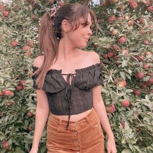 Black Puff Sleeve Top